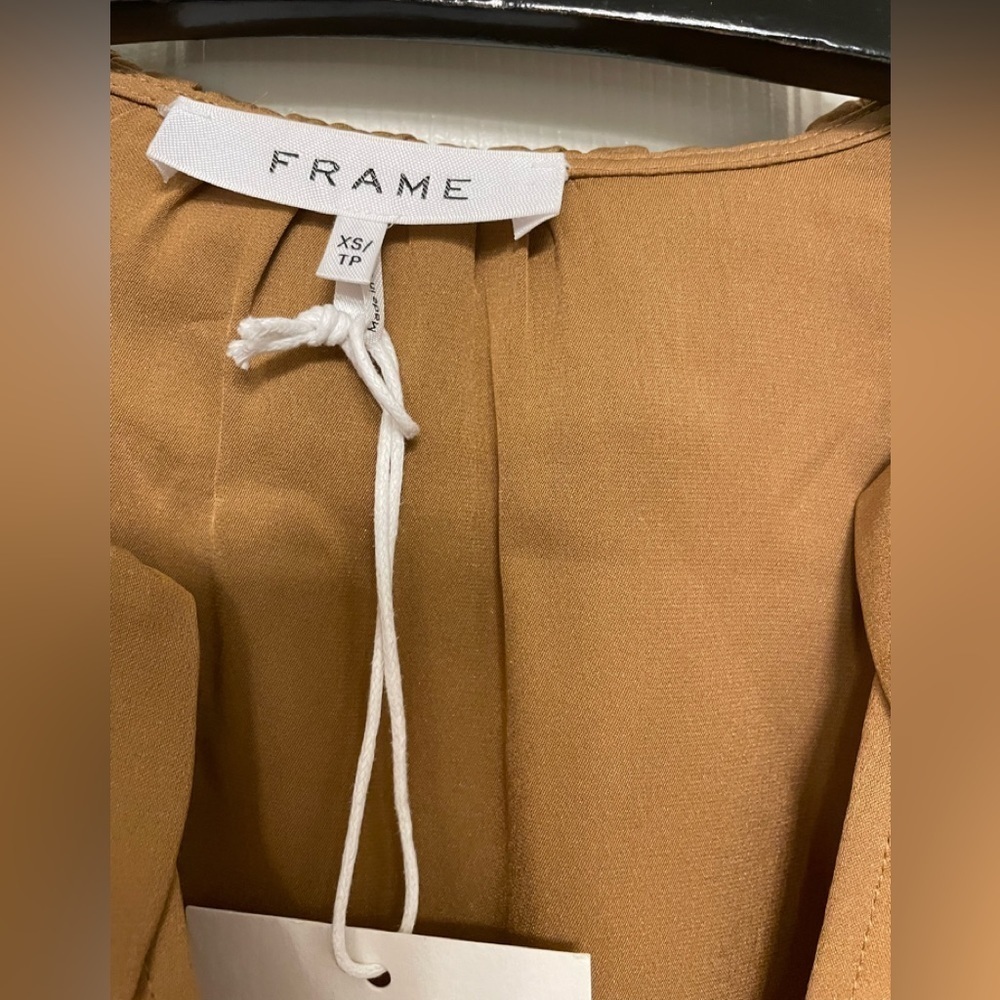 New - Frame 100% silk ruffle collar blouse - Picture 9 of 11
